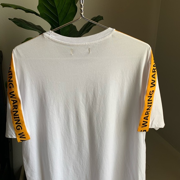 T-SHIRT - Picture 2 of 7